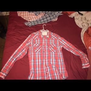Long sleeve plaid shirt